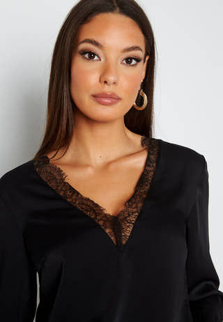 Vallie lace blouse