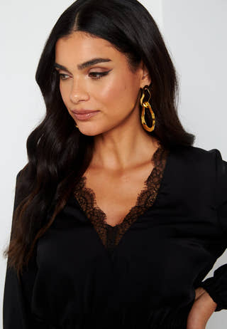 Vallie lace dress