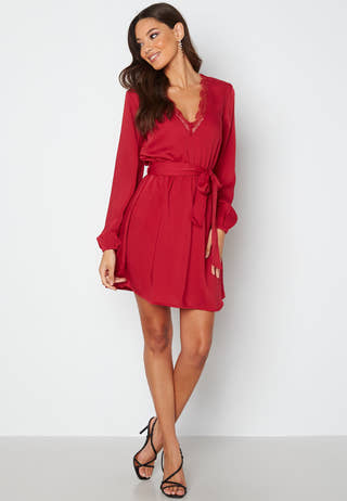 Vallie lace dress