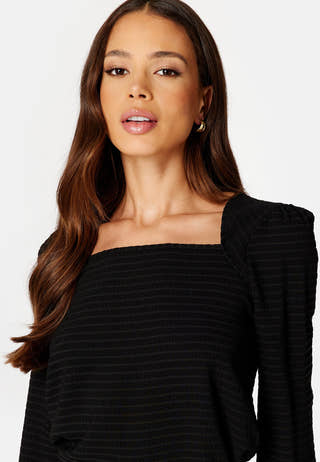 Yara puff sleeve top