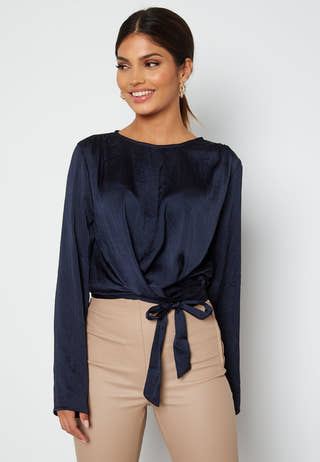 Yasmin short tie blouse