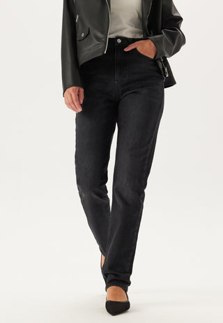 Authentic Slim Straight