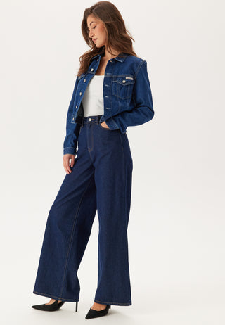 Cropped 90's Denim Trucker