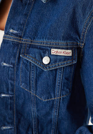 Cropped 90's Denim Trucker