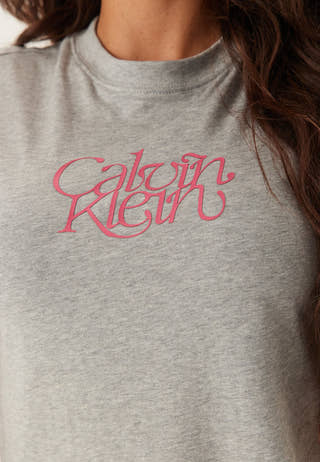 Ss Fitted Script Calvin Klein Te