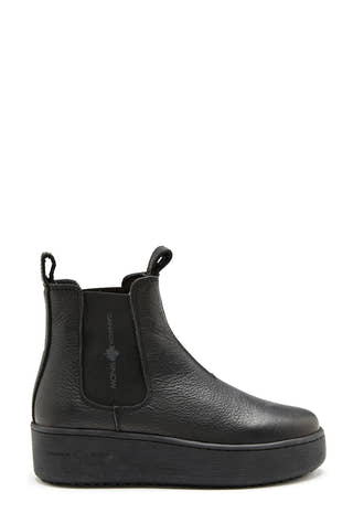 Mount Alexis Black Leather
