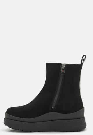 Mount Meer Curling Boots