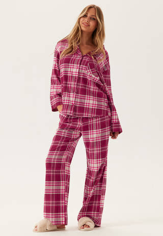 dorina-harper-loungewear-set-st0196-redred_2_0cfedf13-5e0f-456d-bb80-8ac4dcc27a7a