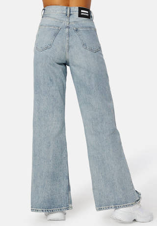 Echo Front Slit