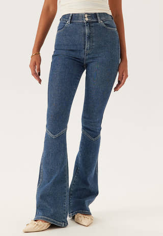 Moxy Flare V Cut
