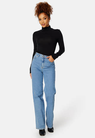 Moxy Straight