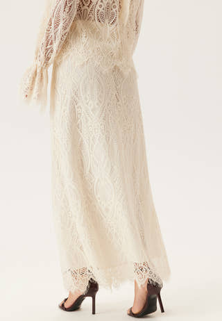 emelie-olson-x-bubbleroom-lace-maxi-skirt-cream_3