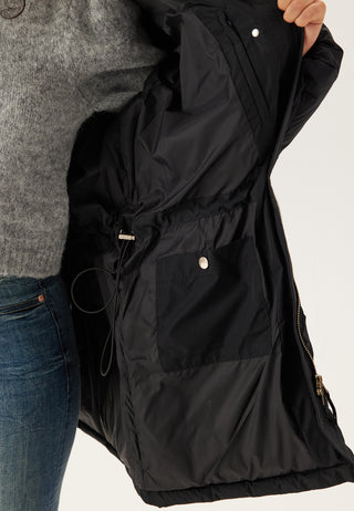 Active Cloud Coat