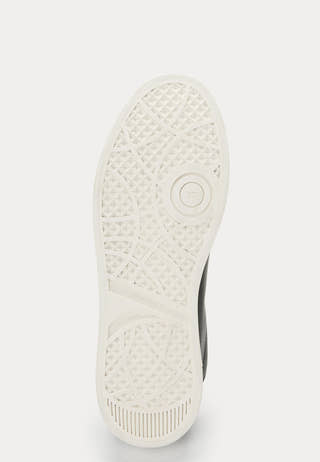 Avona Sneaker