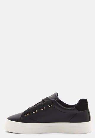 Avona Sneaker