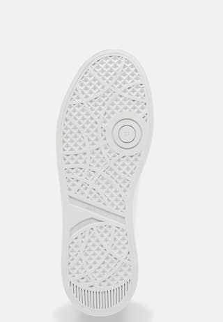 Avona Sneaker