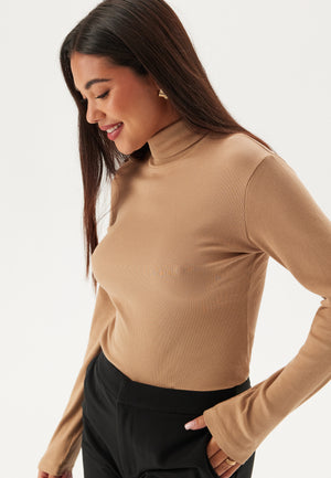 Slim Rib Turtleneck