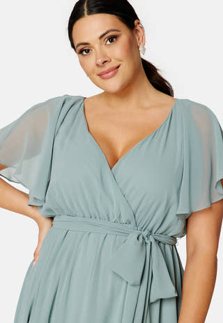 Flutter Sleeve Chiffon Maxi Curve Dress