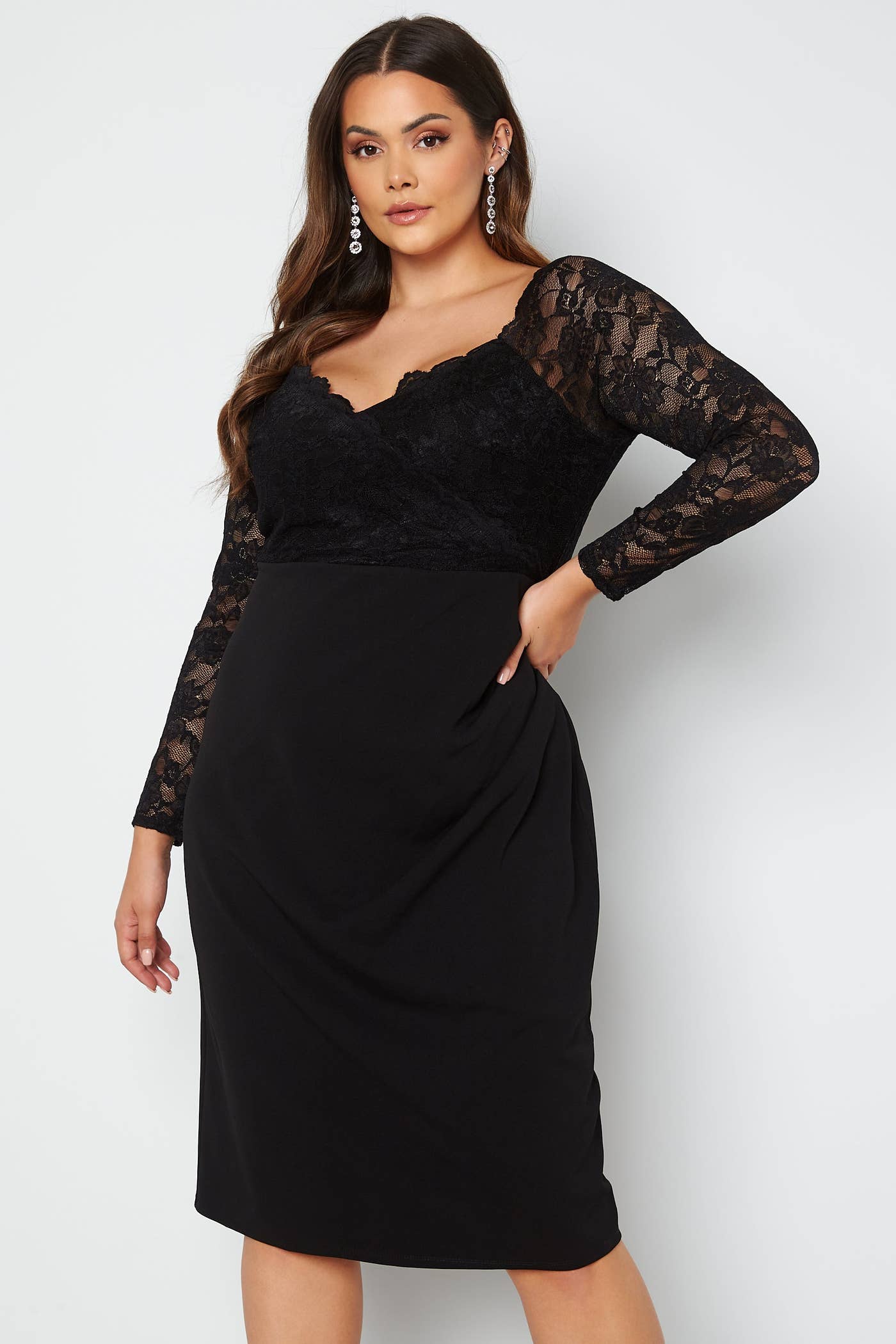 Goddiva curve – Long Sleeve Lace Trim Midi Dress – + SIZES – Black