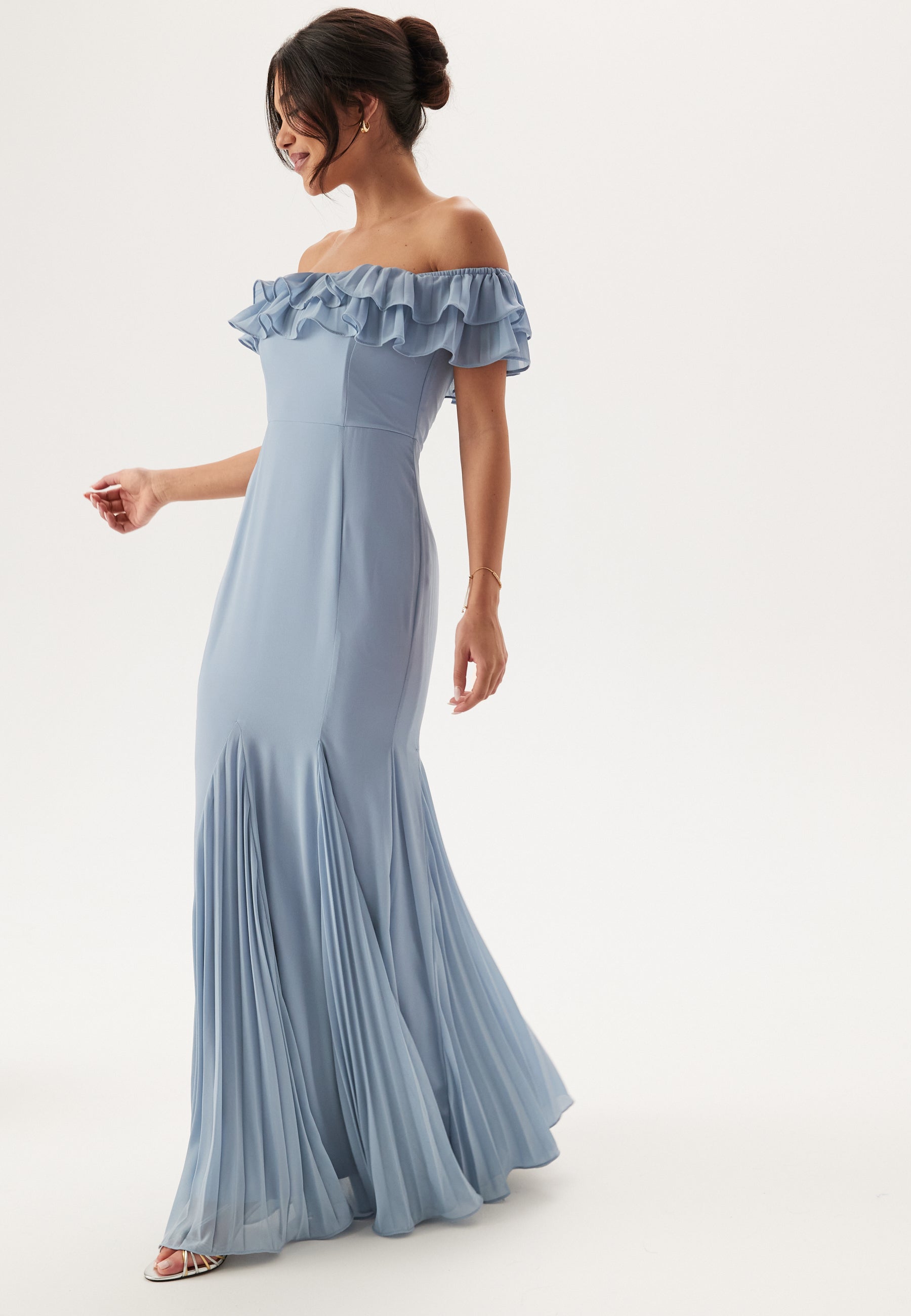 Goddiva – Frilly Chiffon Off Shoulder Maxi Dress – Ball gowns – Blue