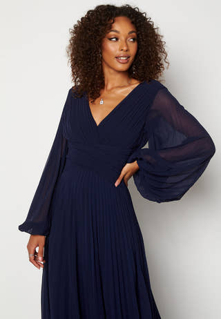 Pleated Balloon Sleeve Maxi Dress