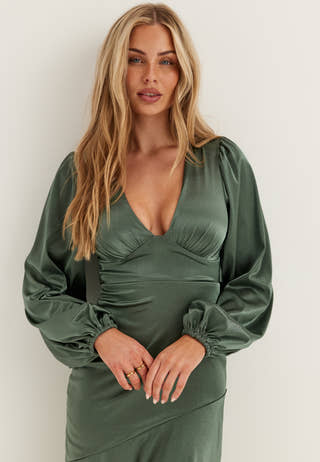 Satin Balloon Sleeve High Low