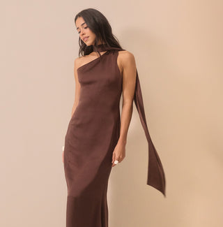 gowns_b4e0ae27-aa39-4ada-84a6-d2f5d926d796