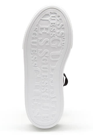 Ivee Sneakers