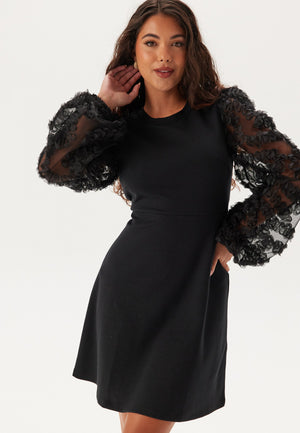 3D Floral Sleeve Short Dress