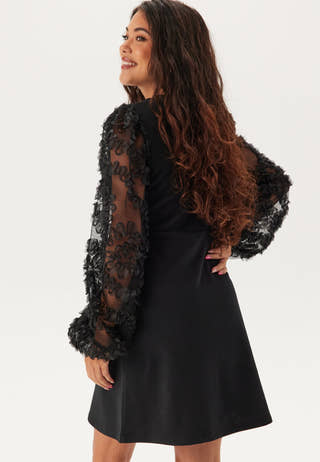 3D Floral Sleeve Short Dress