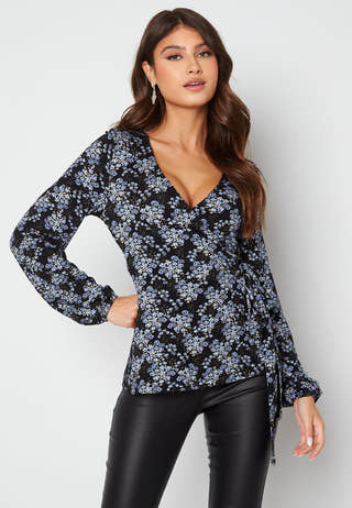 Amanda puff sleeve wrap top