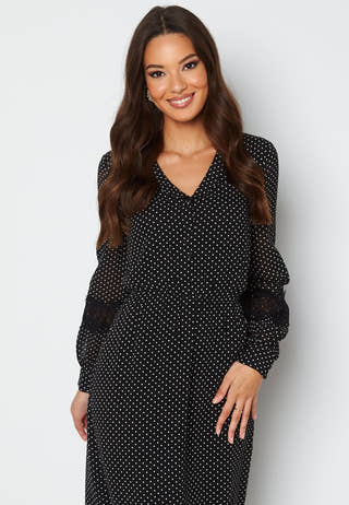 Ava lace dress