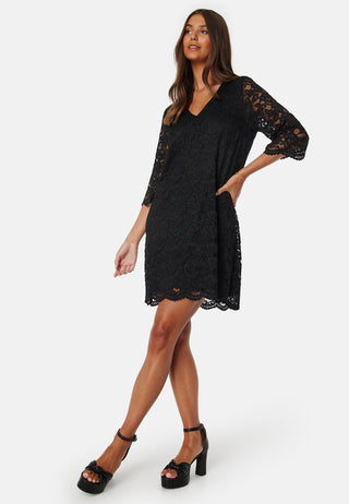 Belinda lace dress