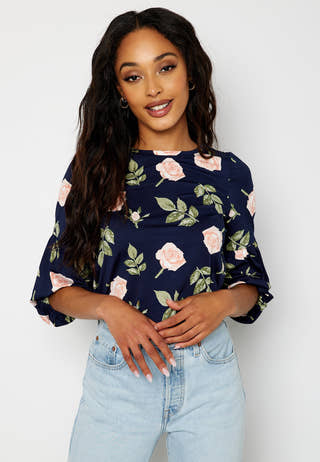 Blenda puff sleeve top