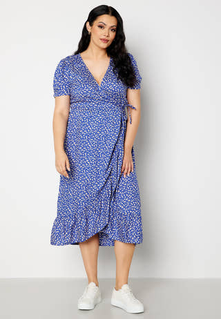 Evie puff sleeve wrap dress