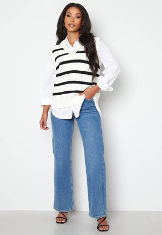 Jalessa knitted vest