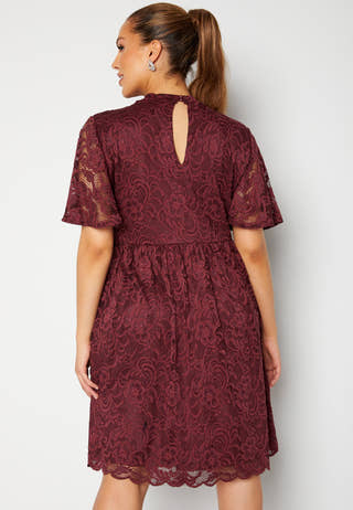 Li lace dress