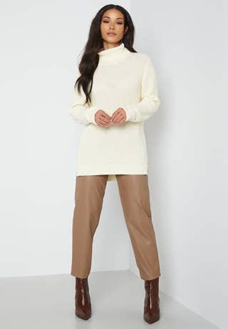 Lucy turtle neck sweater