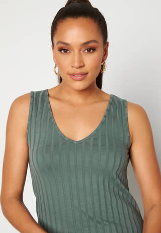 Mila sleeveless tunic
