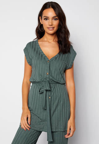 Mila vest top