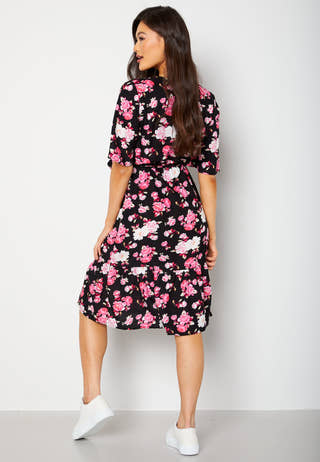 Reina wrap dress