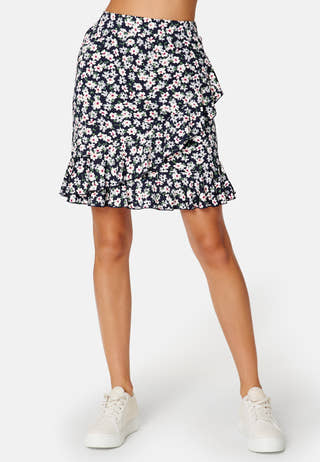 Sandy short frill skirt