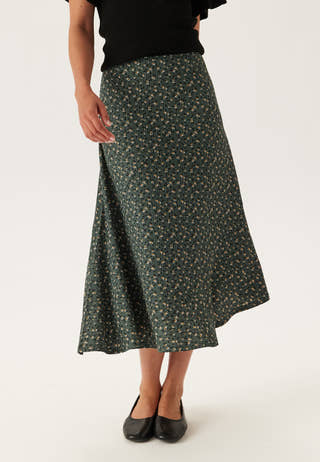 Structured Asymmetric Skirt