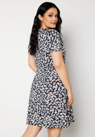 Tova short sleeve drawstring dress