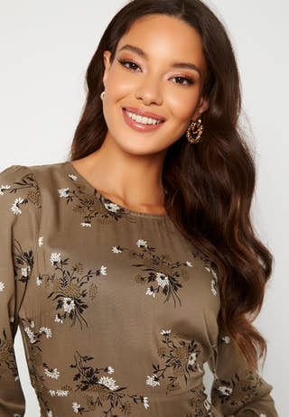 Tris ls dress