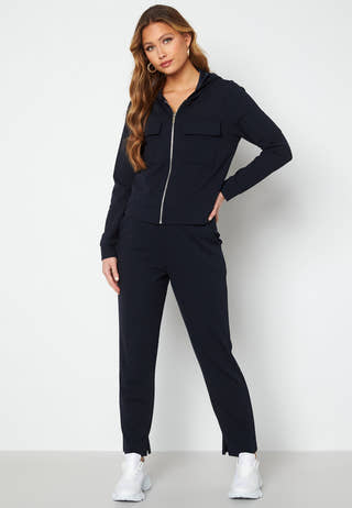Yasmina Hoody jacket