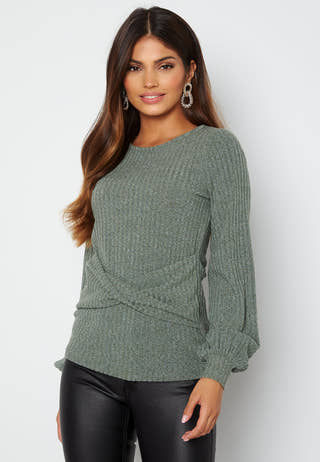 Zandra twisted top