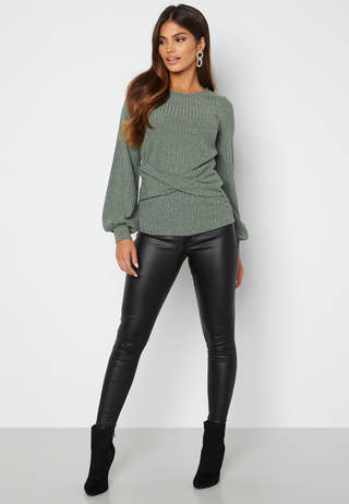 Zandra twisted top