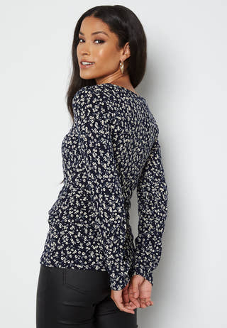 Ziva twisted top