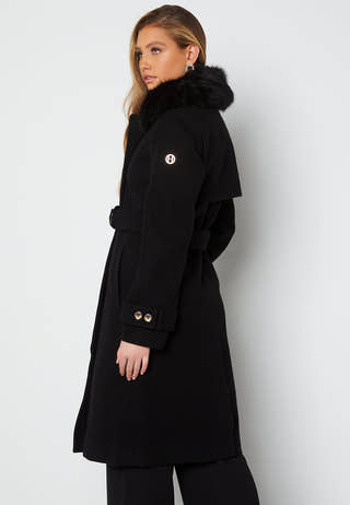 Margo Coat